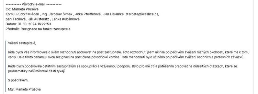 Na základě jakých skutečností vznikly pochybnosti o mandátu zastupitelky která oznámila rezignaci a později si to rozmyslela?